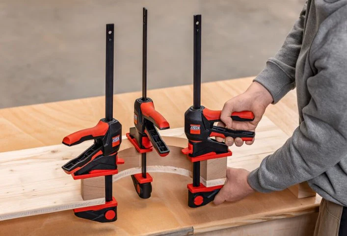 Bessey EHKL360-18 18 in. x 3-1/8 in. Trigger Clamp with 360 Rotating Handle - Image 4