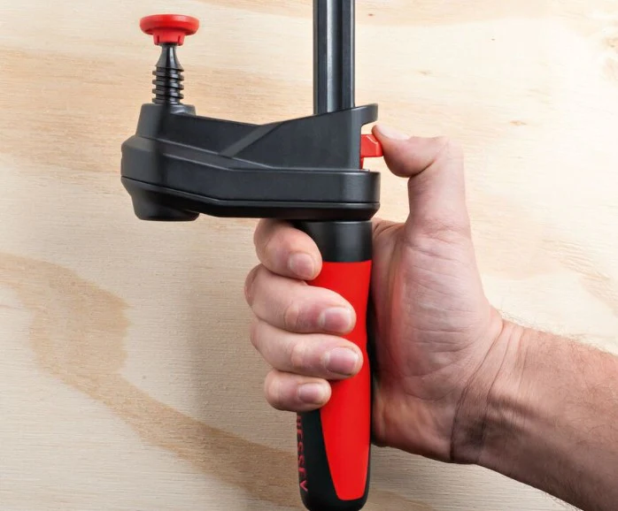 Bessey GK15 6 in. x 2-3/8 in. GearKlamp Bar Clamp - Image 3