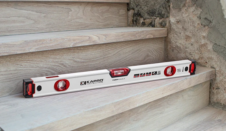 Kapro Eagle 24 in. Optivision Red Contractor Box Level - Image 4