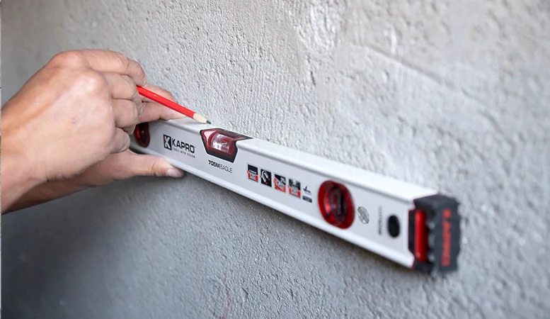 Kapro Eagle 24 in. Optivision Red Contractor Box Level - Image 5