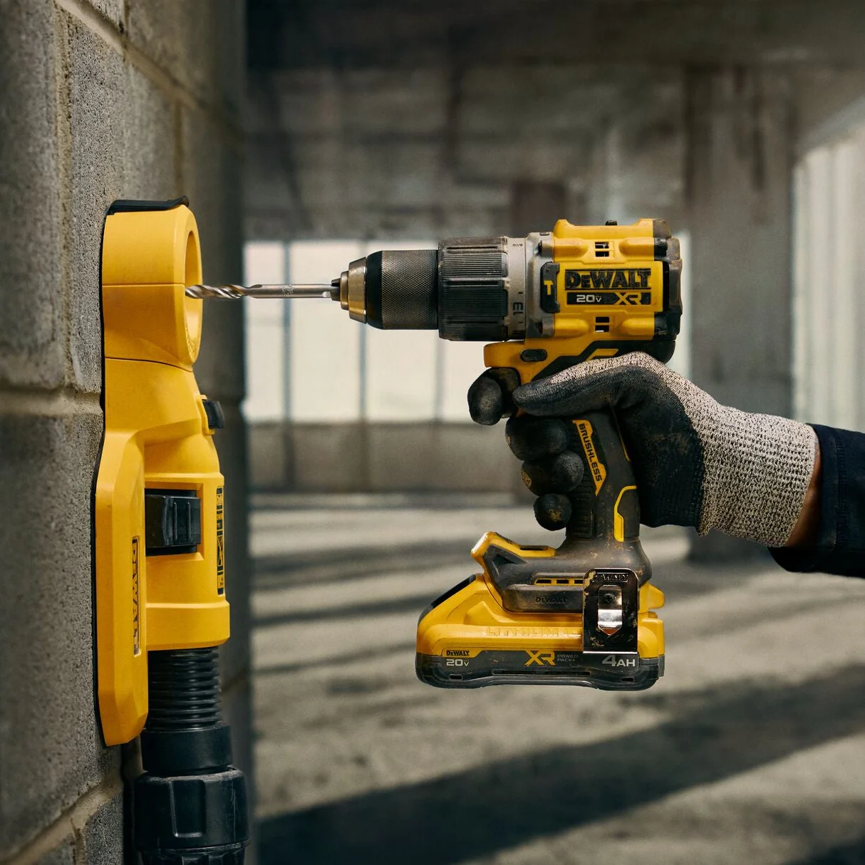 DeWalt DCD806B 20V MAX* XR Brushless Cordless 1/2 in. Hammer Drill (Tool Only) - Image 2