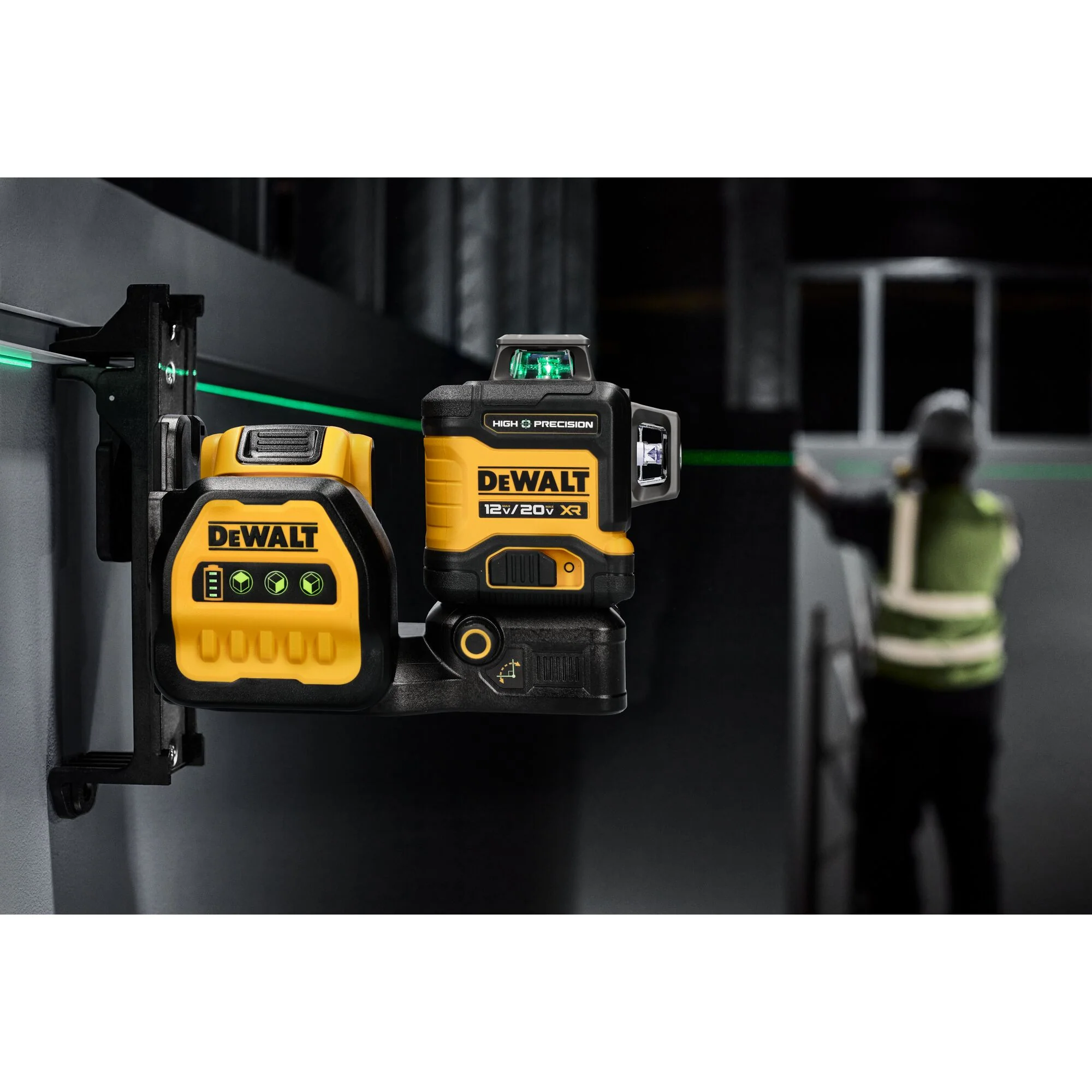 Dewalt DCLE34033D1 12/20V 3X360 Green Line Laser Kit 2.05AH - Image 4