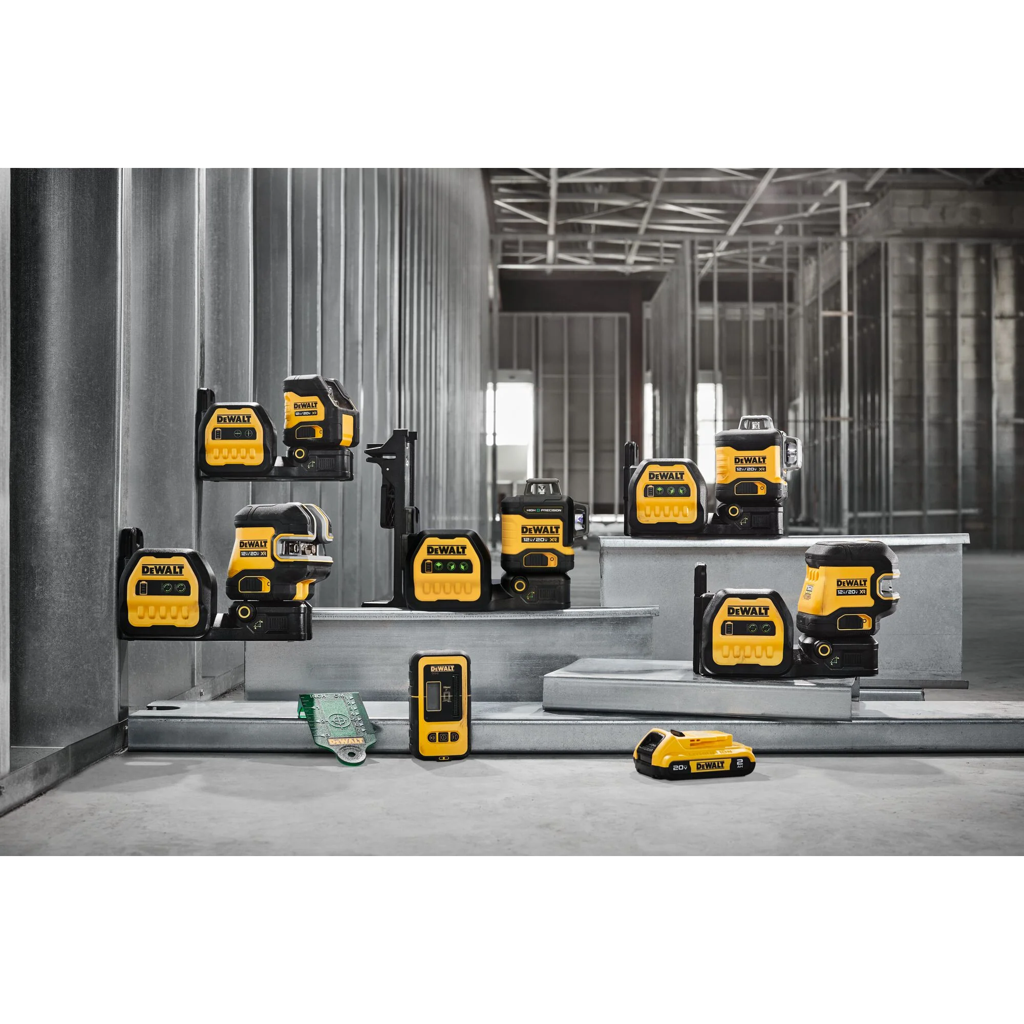 Dewalt DCLE34033D1 12/20V 3X360 Green Line Laser Kit 2.05AH - Image 9