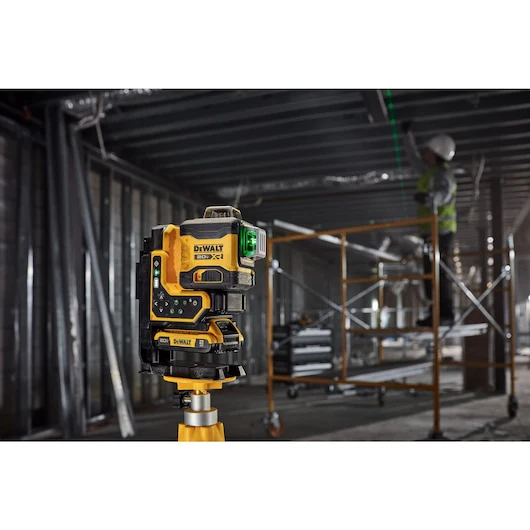 DEWALT DCLE34035D1 20V MAX Remote Control 360 Degree Line Laser Kit - Image 4