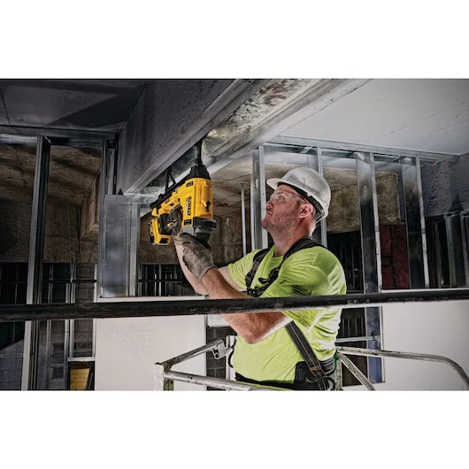 DEWALT DCN891B 1 in. Magazine Cordless Concrete Nailer (Tool Only) - Image 3