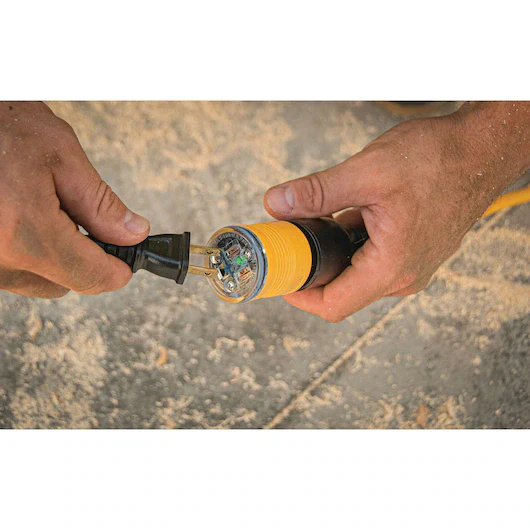 Dewalt DXEC144100100 100 ft. 10/3 SJTW Heavy Duty Outdoor Lighted Single Tap Locking Extension Cord - Image 2
