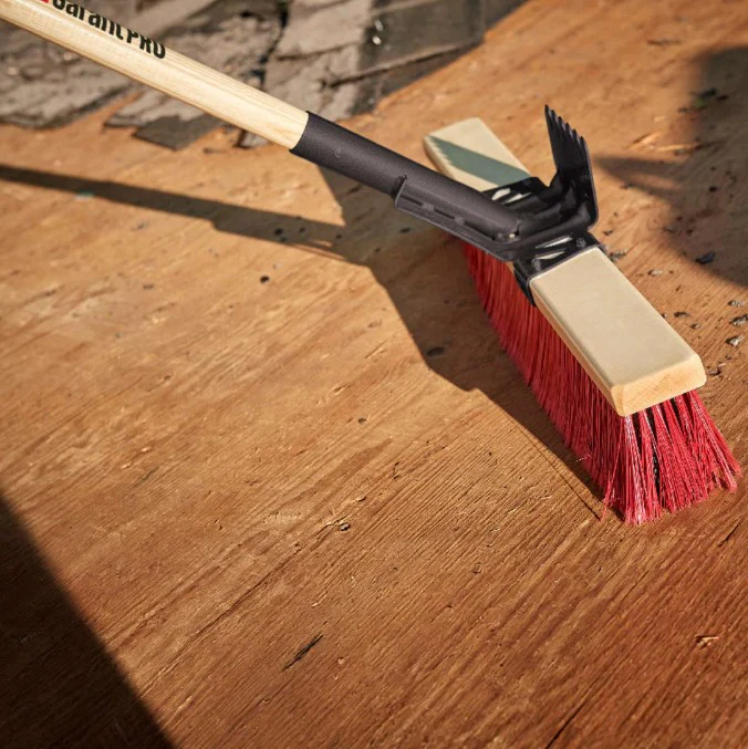 Garant GBNP24 24 in. Red Bristle Braced Wooden Handle Roofer Broom Brush - Image 4