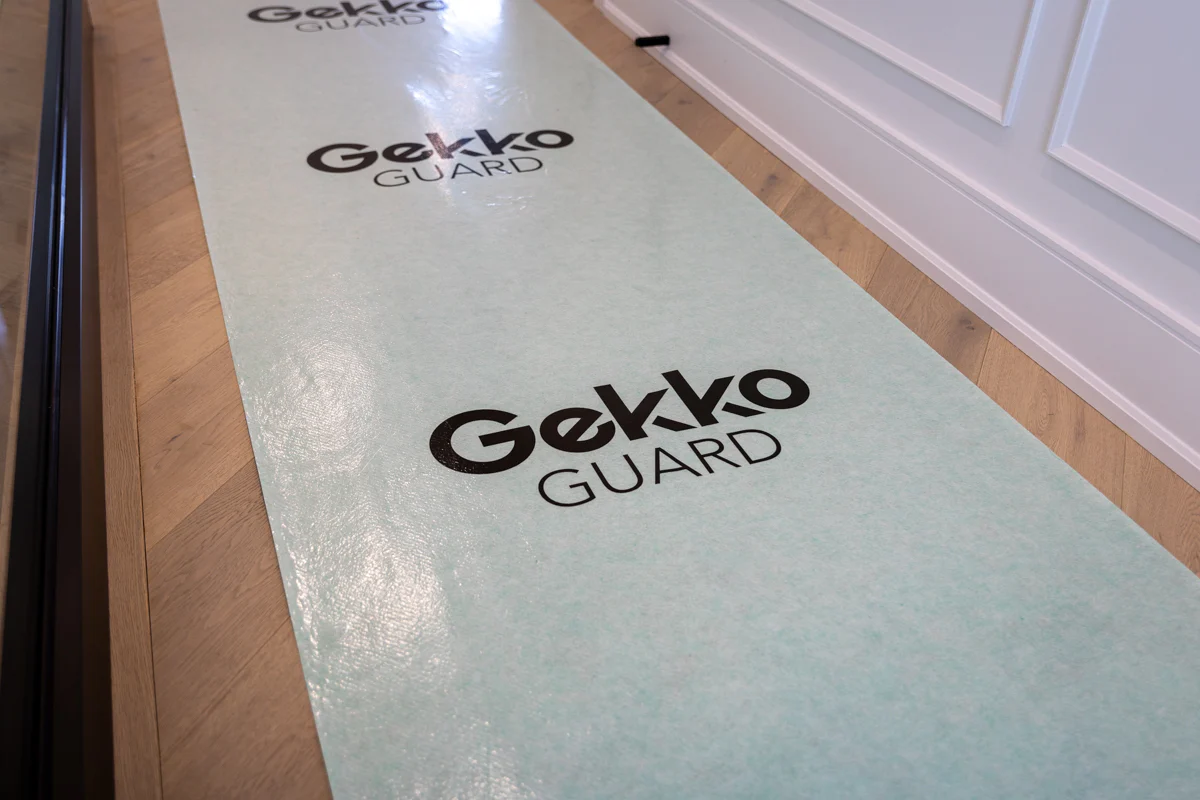 Gekko Guard 36 in. x 50 ft. Surface Protection (150 sq. ft.) - Image 3