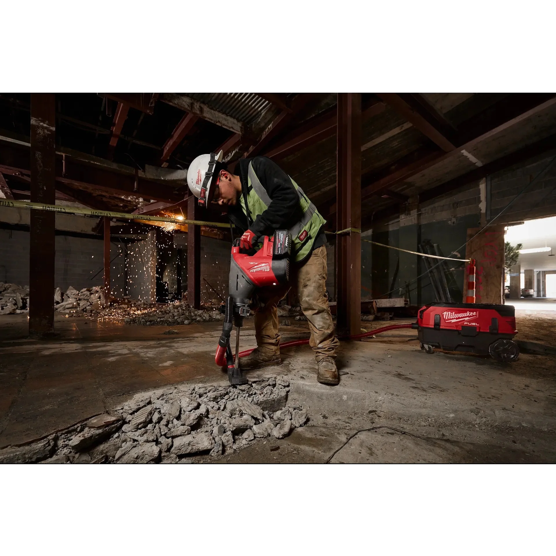 M18 FUEL™ 1-3/4 in. SDS MAX Rotary Hammer Kit w/ ONE-KEY™ - Image 13
