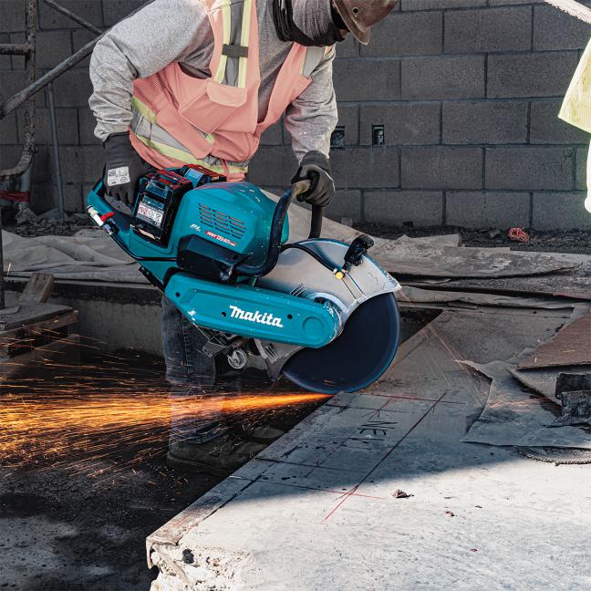 Makita
  CE001GL401 80V (40V x 2) Max XGT Brushless 14 in. Power Cutter Kit (4 x
  8.0Ah) - Image 2