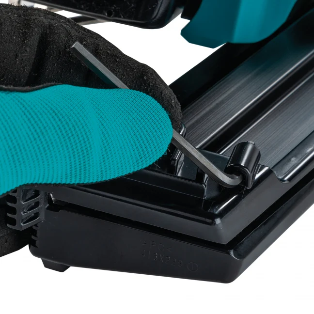 Makita DBN900ZK 18V LXT BL 3-1/2 in. 30-Degree Framing Nailer (Tool Only) - Image 10