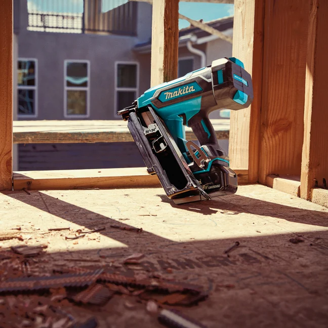 Makita DBN900ZK 18V LXT BL 3-1/2 in. 30-Degree Framing Nailer (Tool Only) - Image 20