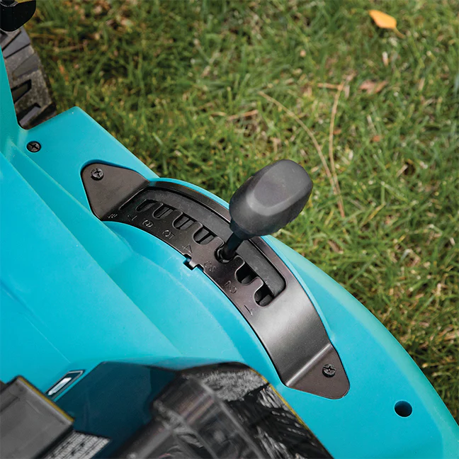 Makita DLM539CT4 36V(18Vx2) LXT 21 in. Self Propelled Lawn Mower Kit (5.0Ah x 4) - Image 5
