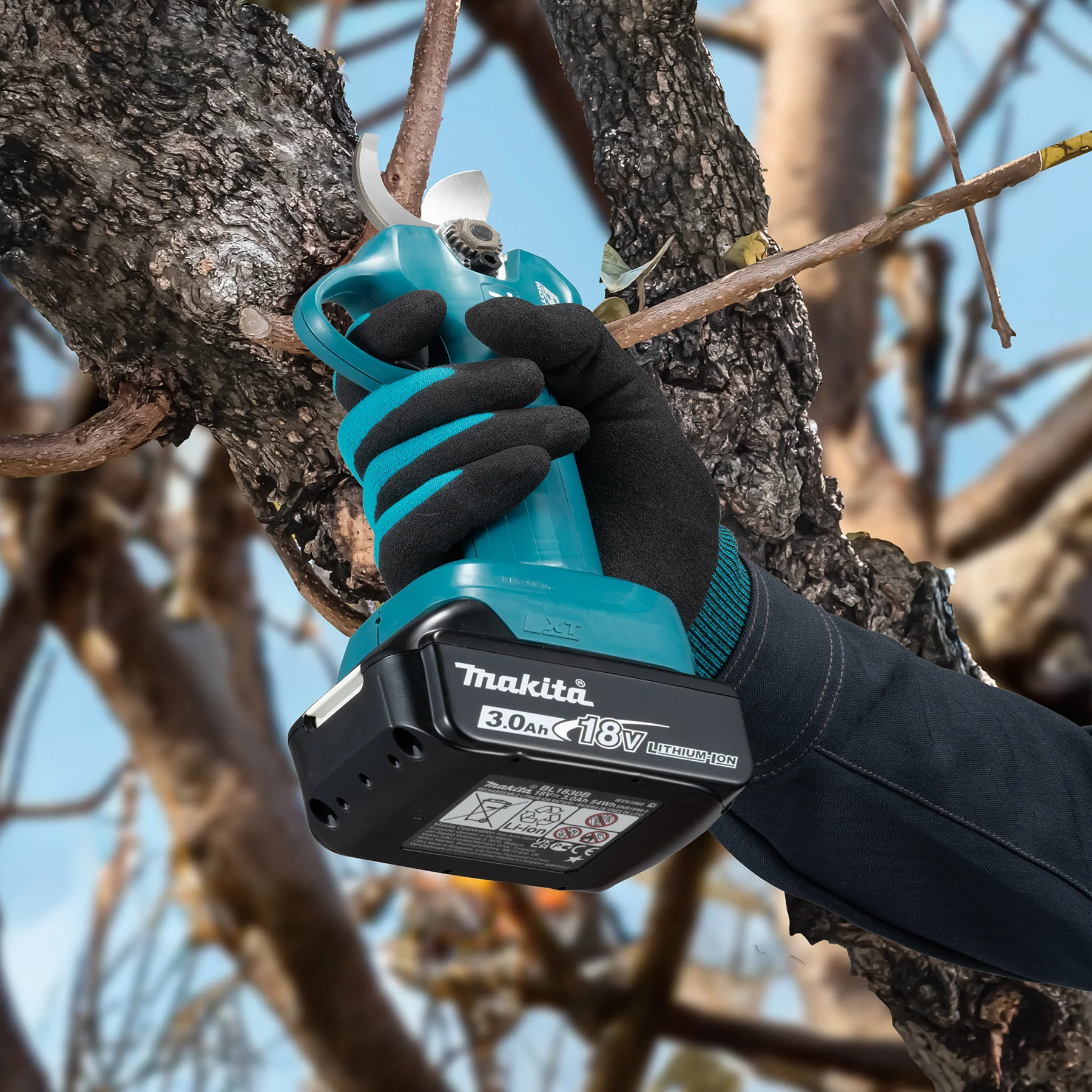 MAKITA DUP181Z 18V LXT Brushless Pruning Shears, Tool Only - Image 4