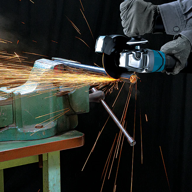 MAKITA GA050GZ 40V Max XGT BL
  5 in. Angle Grinder w/Paddle Switch, Tool Only - Image 8