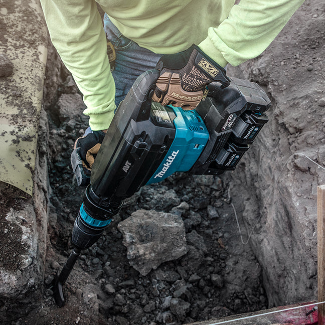 MAKITA HM002GZ03 80V(40Vx2)max XGT BL 26 lbs Dem. Hammer SDS-MAX, Tool Only - Image 11