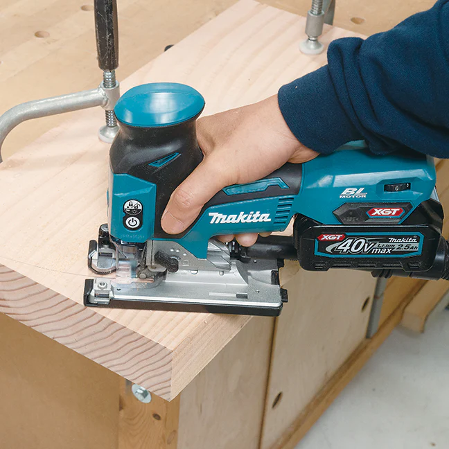 MAKITA JV001GZ 40V Max XGT
  Brushless Jig Saw w/Barrel Handle, Tool Only - Image 3