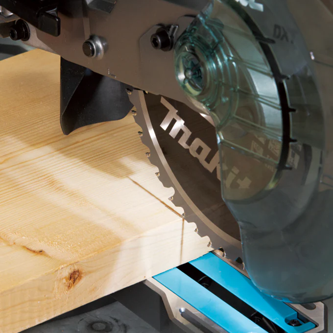 MAKITA LS002GZ 40V Max XGT
  Brushless 8-1/2 in. Dual Compound Mitre Saw with AWS (Tool Only) - Image 3