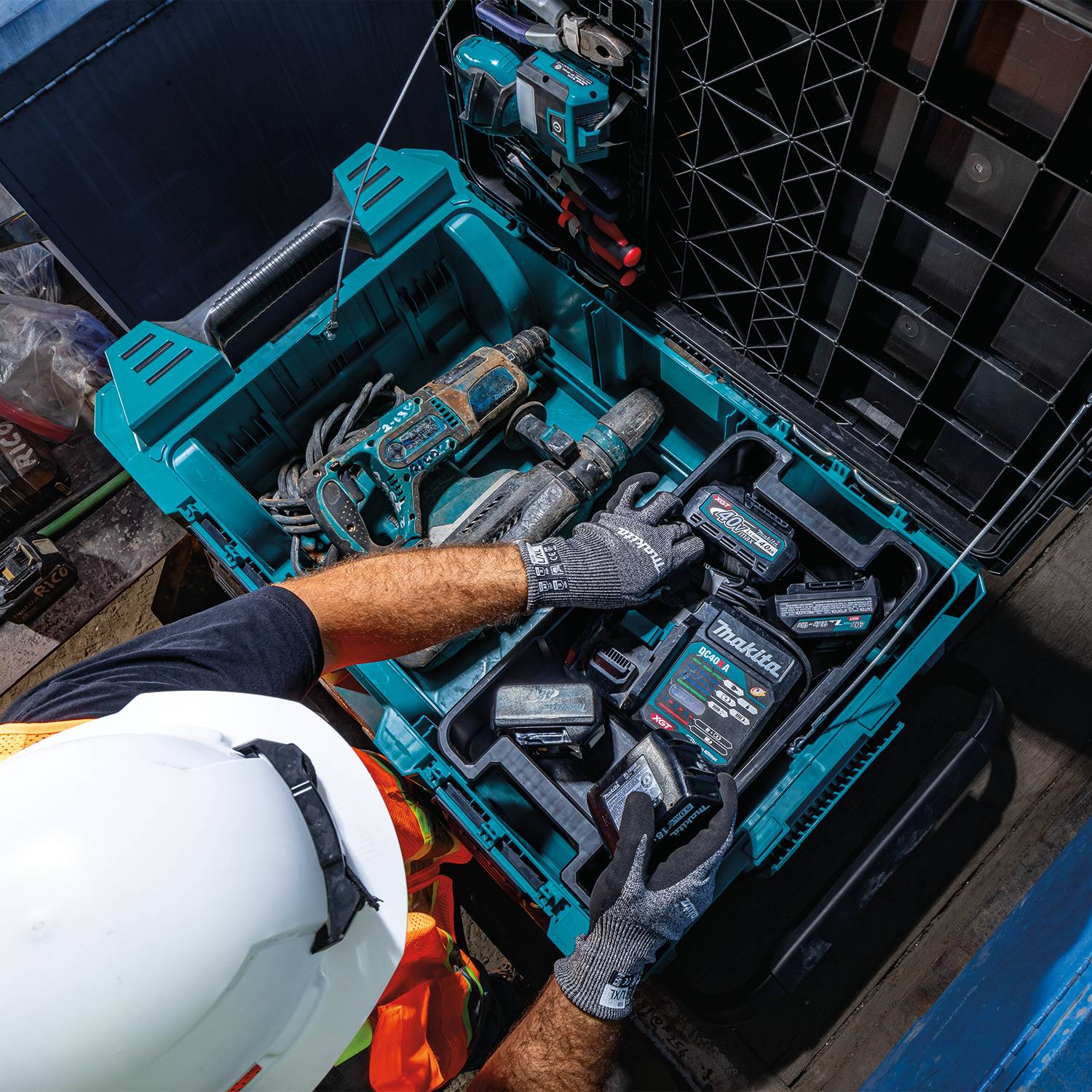Makita Maktrak™ T-90009 Rolling Tool Chest - Image 21
