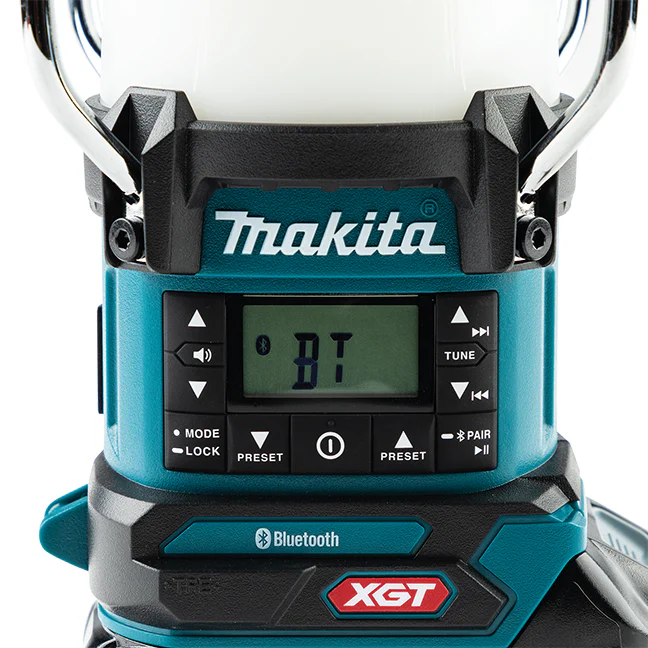 MAKITA MR010G 40V max XGT
  Cordless Lantern Radio w/Bluetooth, XPT & Flashlight (Tool Only) - Image 8