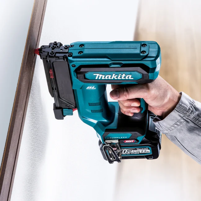MAKITA
  PT001GZ 40V Max XGT BL 1-3/8 in. 23 ga Pin Nailer, Tool Only - Image 4