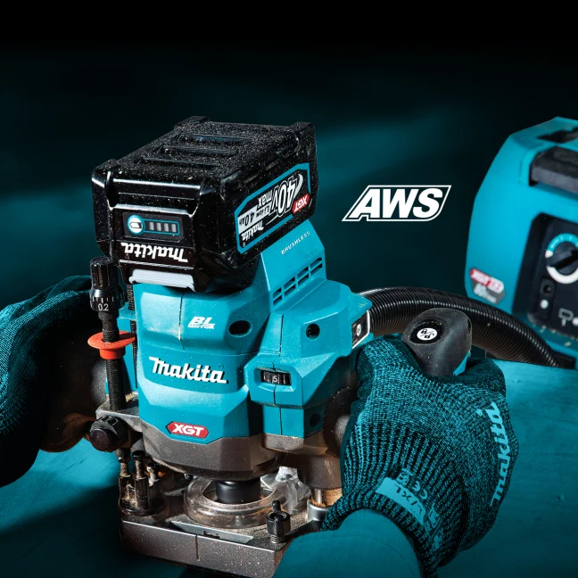 MAKITA RP001GZ01 40V Max XGT BL
  1/2 in. Plunge Router w/AWS, Tool Only - Image 5