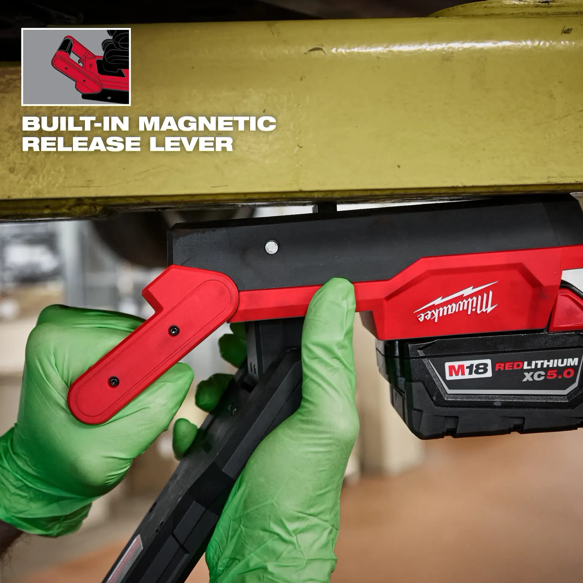 Milwaukee 2129-20 LED 2500 Lumens 4.5 hr Cordless Magnetic Extendable Boom Light - Image 12
