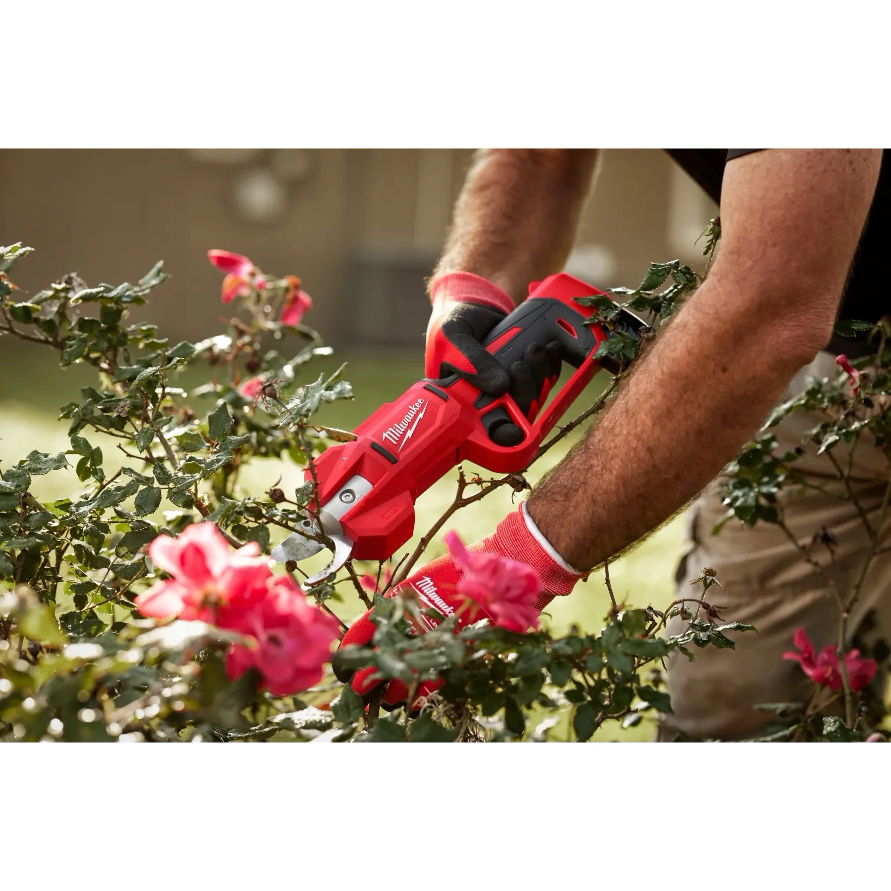Milwaukee 2534-20 M12 Pruning Shears Bare - Image 12