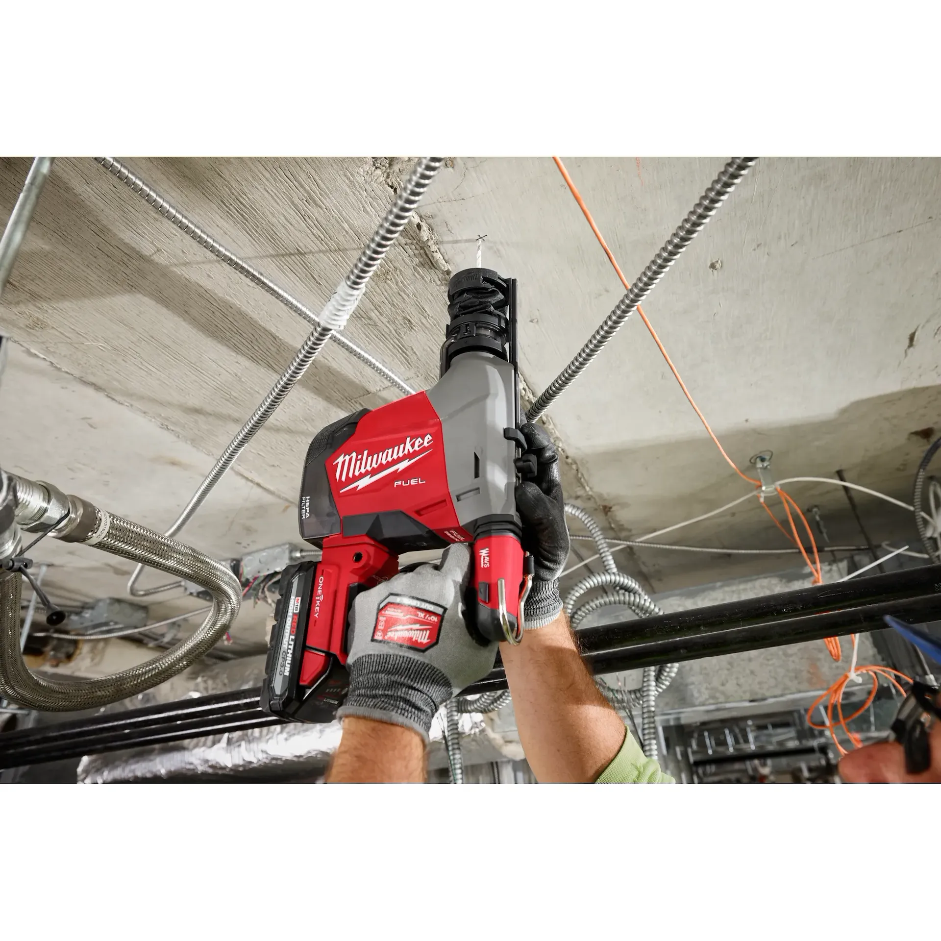 Milwaukee 3311-22 SDS Plus Chuck M18 FUEL™ Lithium-Ion Cordless Rotary Hammer Kit - Image 13