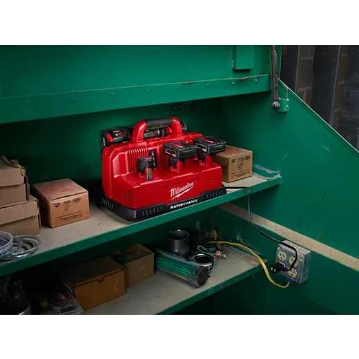 Milwaukee 48-59-1807 18-Volt/12-Volt M18/M12 Lithium-Ion Multi Voltage 6-Port Sequential Rapid Battery Charge Station - Image 7