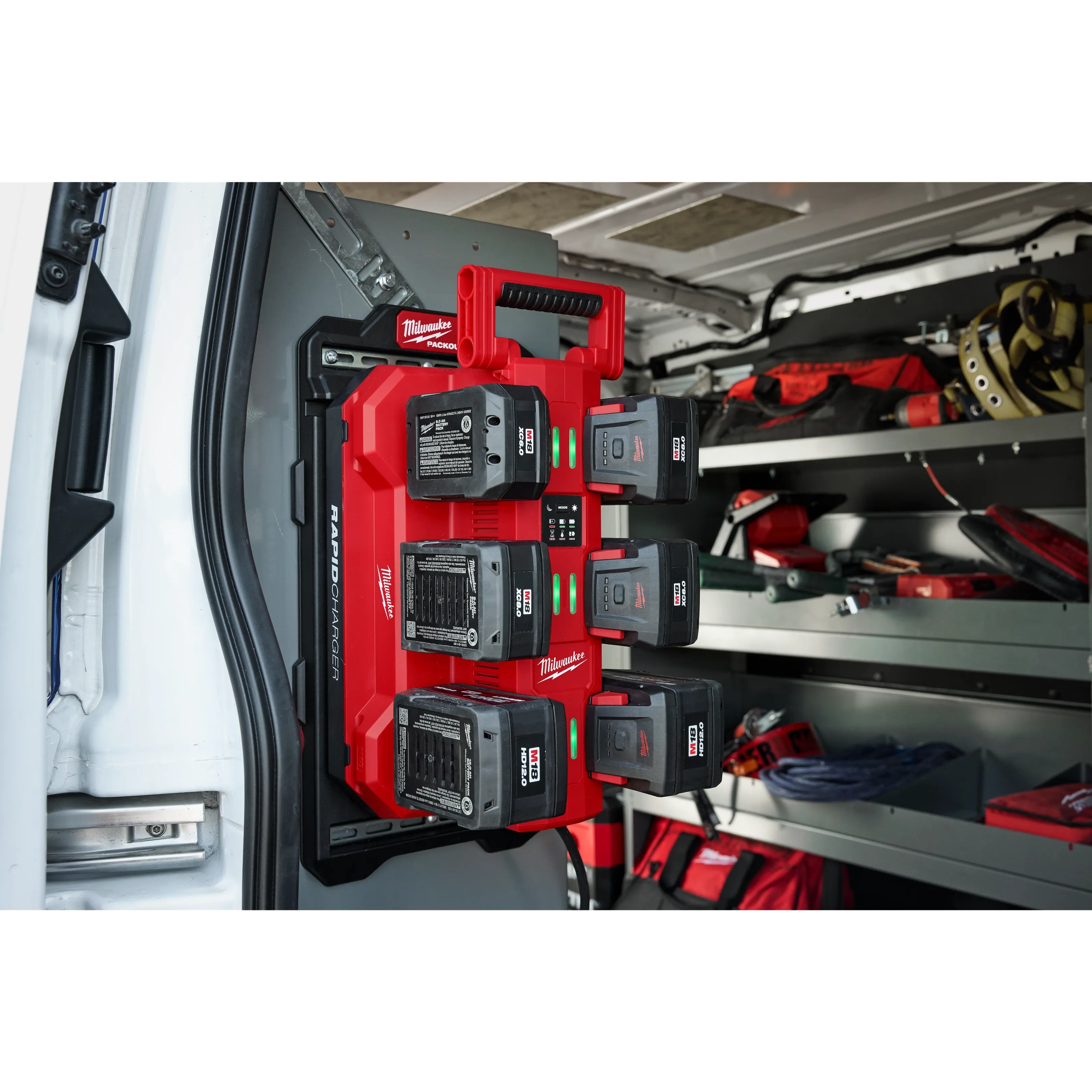 Milwaukee 48-59-1817 M18™ Six Bay Daisy Chain Rapid Charger 6A - Image 9