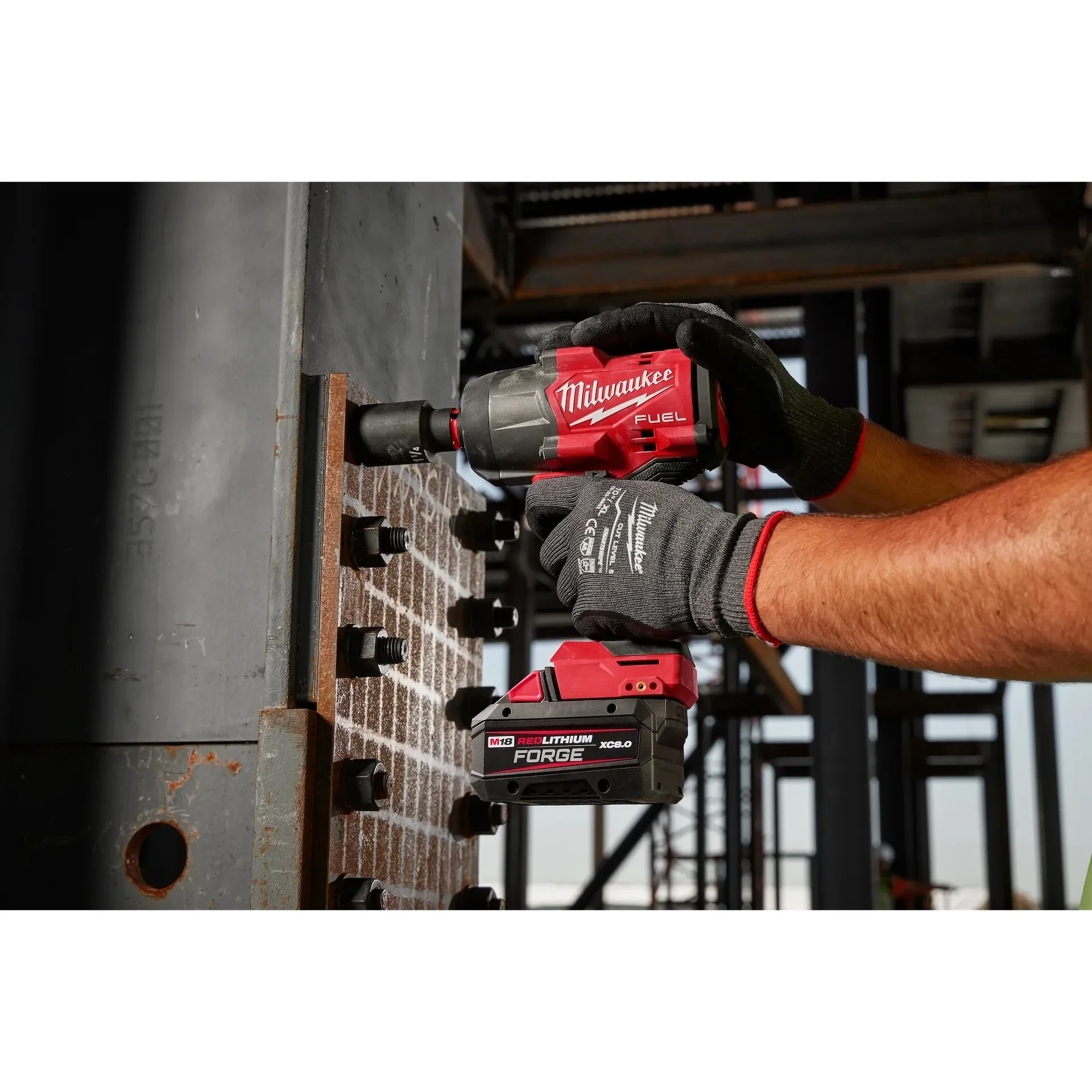 Milwaukee M18 FUEL 18V 1/2 in. High Torque Impact Wrench w/ Friction Ring Kit w/ FORGE 8.0 Battery - Image 12