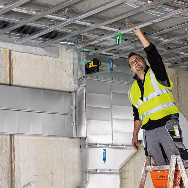 Stabila LAX 600 G Battery 130 ft 3 Lines Self-Levelling Box Beam Cordless Multi-Line Laser - Image 5