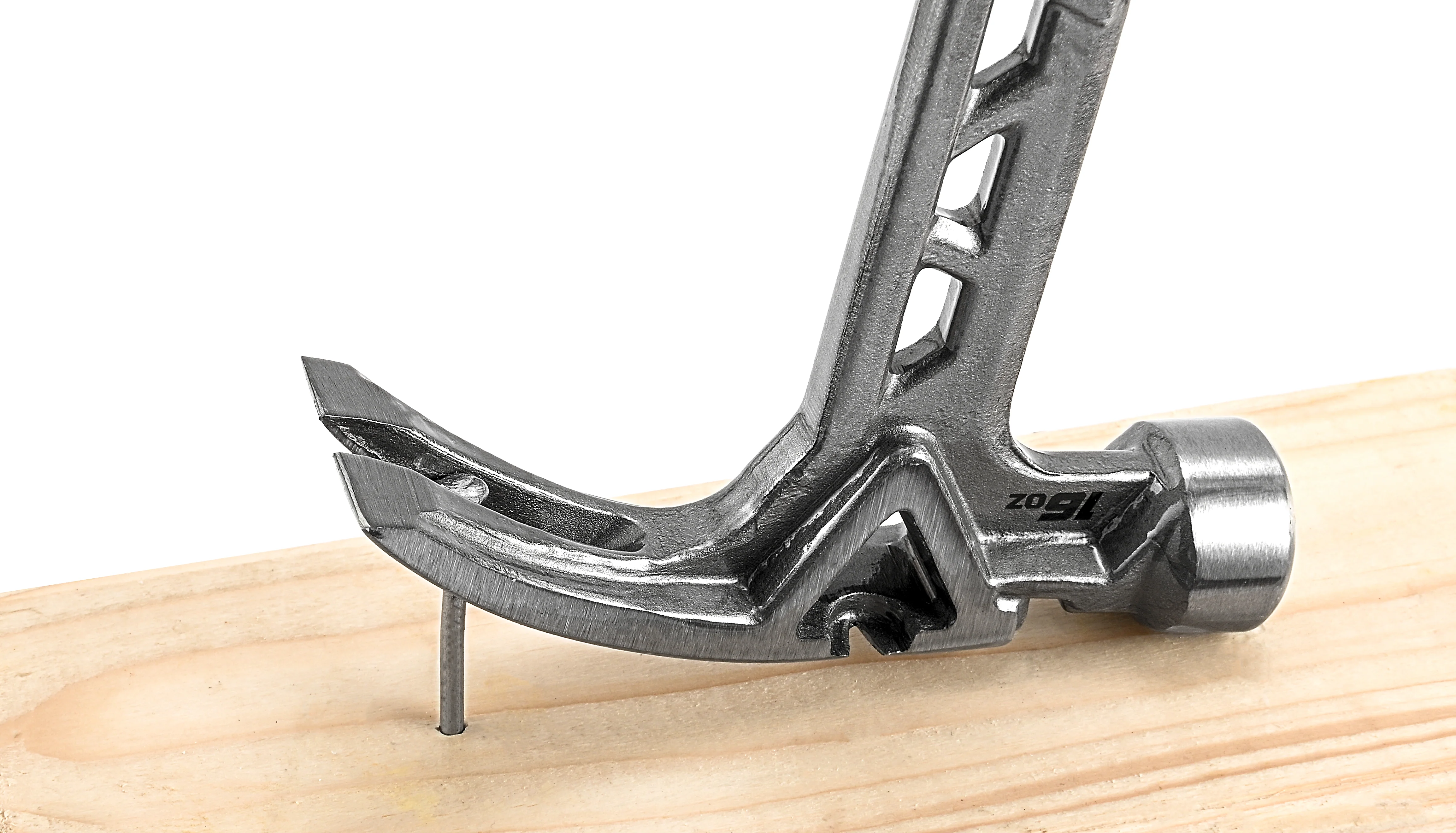 Vanquish 0627 16 oz. Pro Claw Ultrastrike Hammer - Image 4
